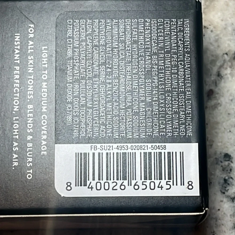 Fenty 23 Blurring Skin Tint